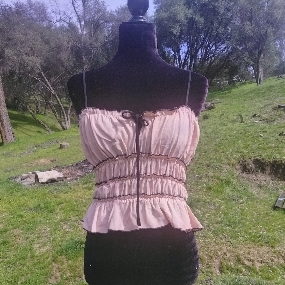 Forever 21 Pink Ruffled Women's Top - Picture 7 of 7